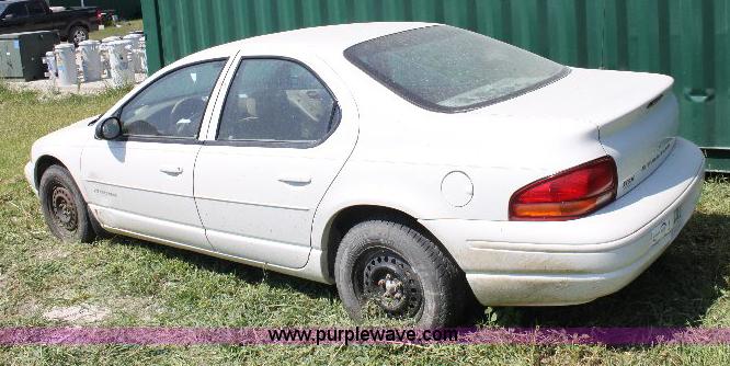 image for item A2560 1999 Dodge Stratus
