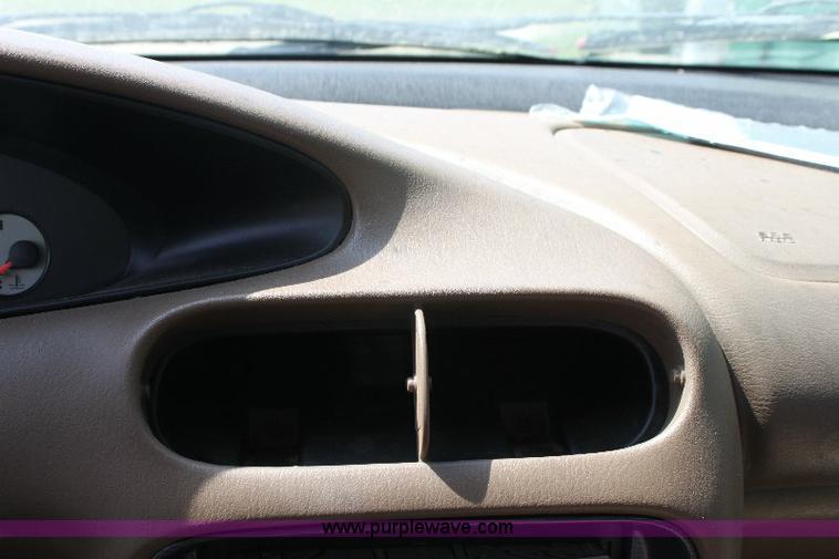 image for item A2560 1999 Dodge Stratus