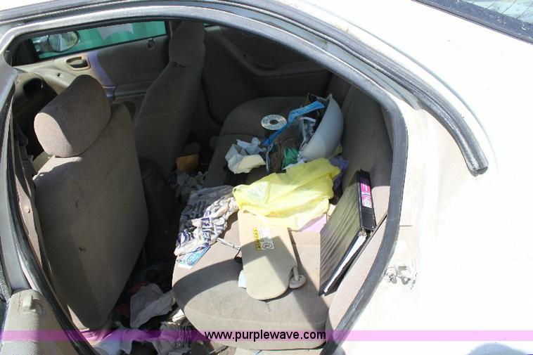 image for item A2560 1999 Dodge Stratus