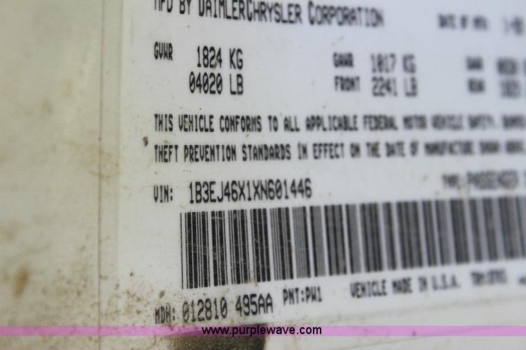 image for item A2560 1999 Dodge Stratus