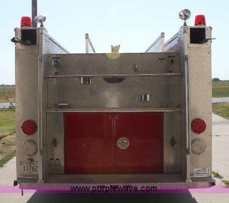 image for item A2569 1984 Ford F700 fire truck