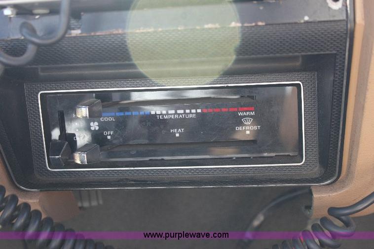 image for item A2569 1984 Ford F700 fire truck