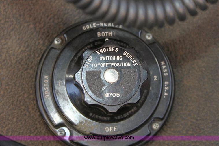 image for item A2569 1984 Ford F700 fire truck