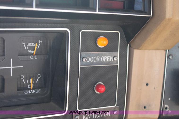 image for item A2569 1984 Ford F700 fire truck