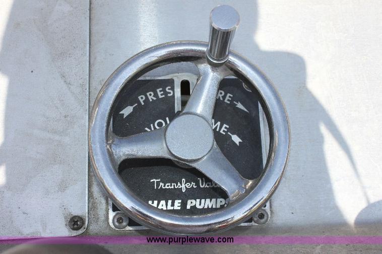 image for item A2569 1984 Ford F700 fire truck