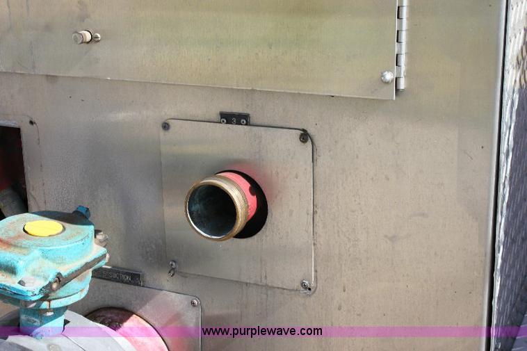 image for item A2569 1984 Ford F700 fire truck