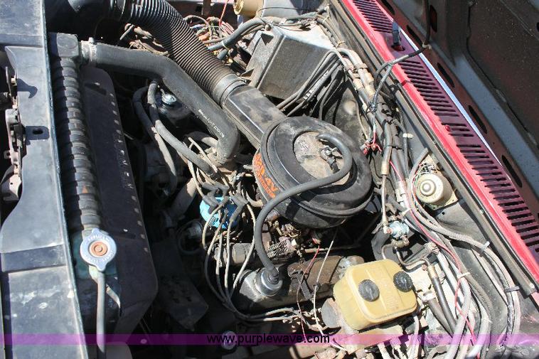 image for item A2569 1984 Ford F700 fire truck