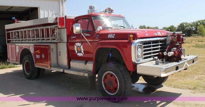 image for item A2570 1979 Ford F700 fire truck