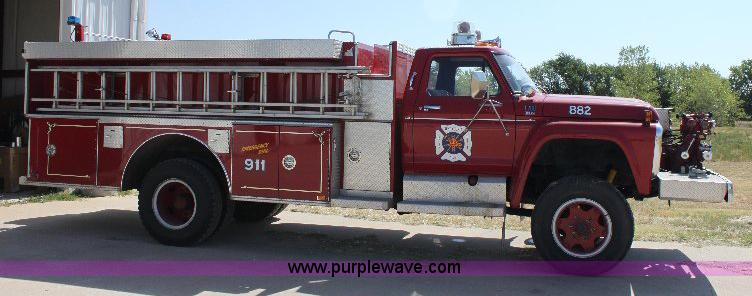image for item A2570 1979 Ford F700 fire truck