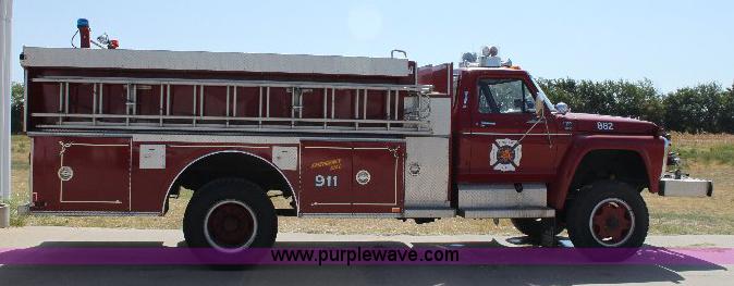 image for item A2570 1979 Ford F700 fire truck