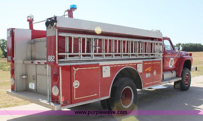 image for item A2570 1979 Ford F700 fire truck