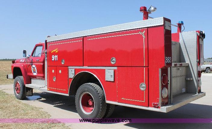 image for item A2570 1979 Ford F700 fire truck
