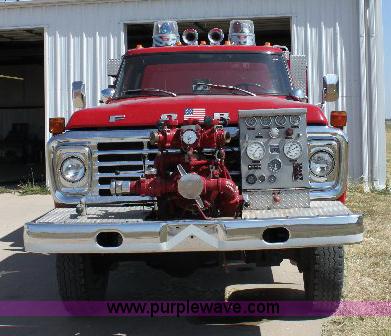 image for item A2570 1979 Ford F700 fire truck