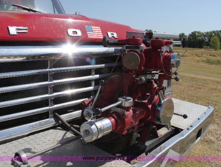 image for item A2570 1979 Ford F700 fire truck