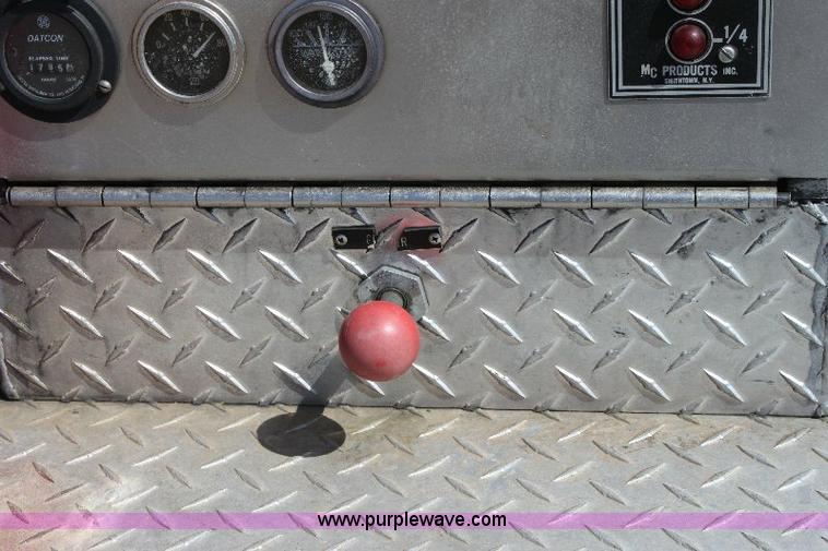 image for item A2570 1979 Ford F700 fire truck