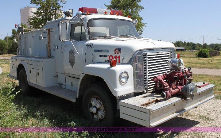 image for item A2571 1971 International FleetStar 2010A fire truck