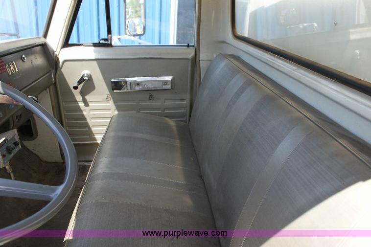 image for item A2571 1971 International FleetStar 2010A fire truck