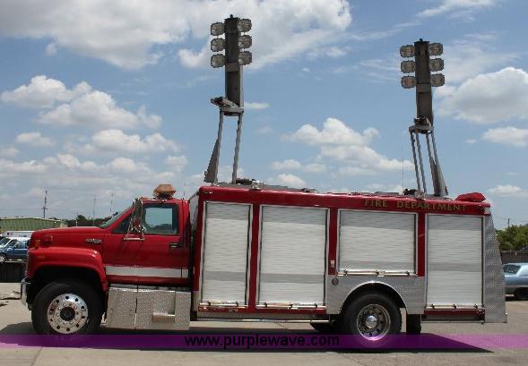 image for item A2574 1992 Chevrolet Kodiak SVI air and light truck