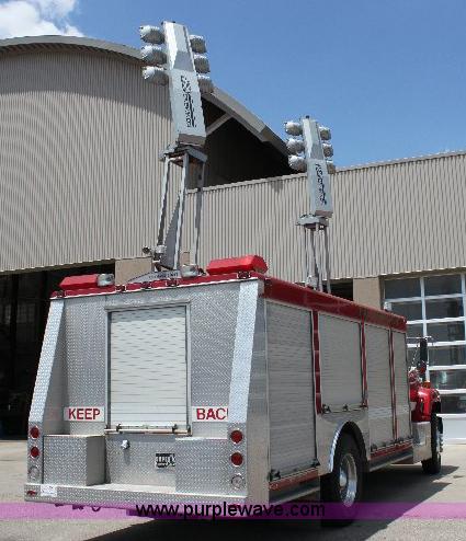 image for item A2574 1992 Chevrolet Kodiak SVI air and light truck