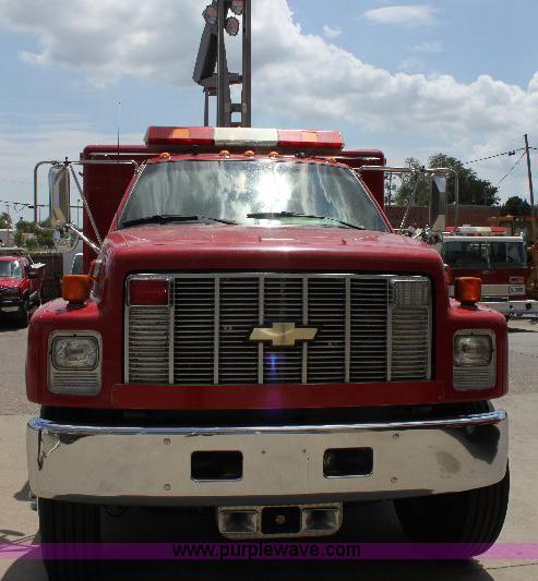 image for item A2574 1992 Chevrolet Kodiak SVI air and light truck
