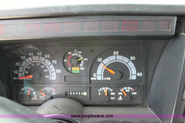 image for item A2574 1992 Chevrolet Kodiak SVI air and light truck