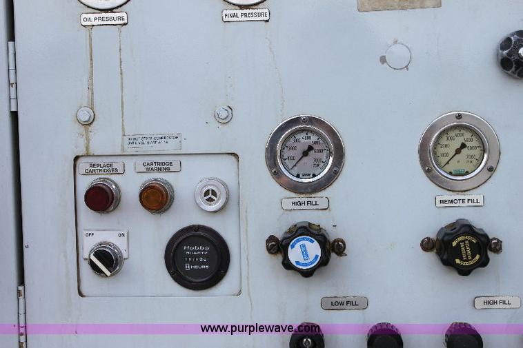 image for item A2574 1992 Chevrolet Kodiak SVI air and light truck