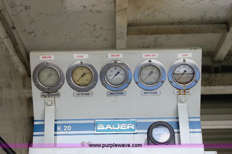 image for item A2574 1992 Chevrolet Kodiak SVI air and light truck