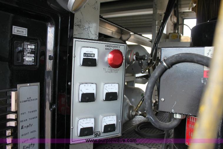 image for item A2574 1992 Chevrolet Kodiak SVI air and light truck