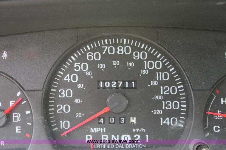 image for item A2578 2004 Ford Crown Victoria Police Interceptor