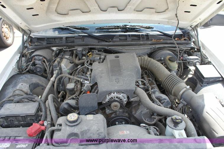 image for item A2578 2004 Ford Crown Victoria Police Interceptor