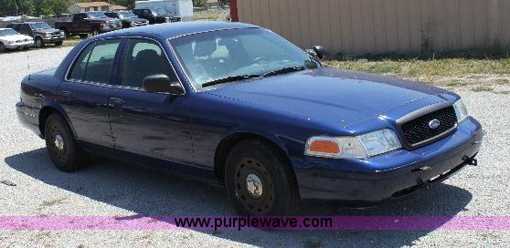 image for item A2591 2005 Ford Crwon Victoria Police Interceptor