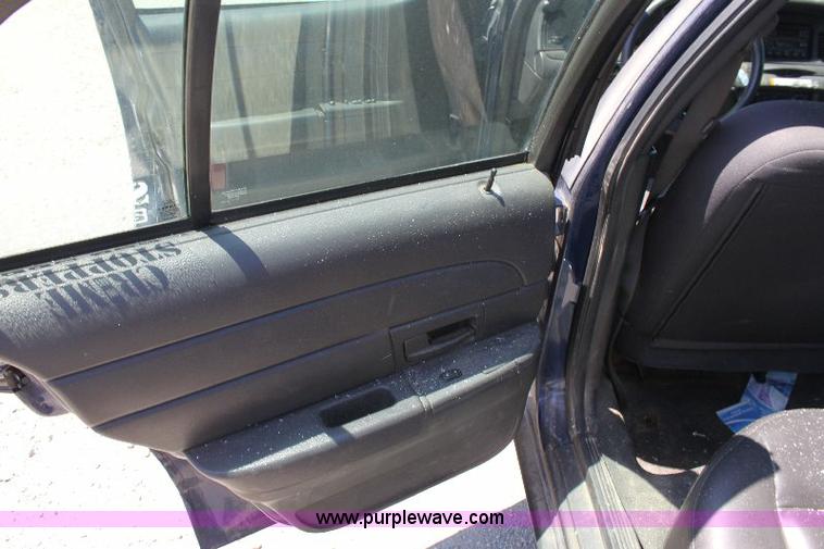 image for item A2591 2005 Ford Crwon Victoria Police Interceptor