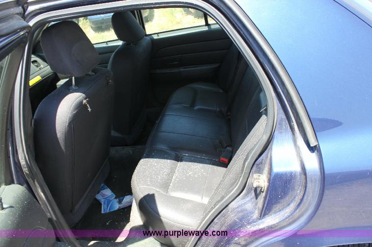 image for item A2591 2005 Ford Crwon Victoria Police Interceptor