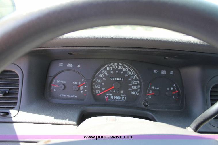 image for item A2591 2005 Ford Crwon Victoria Police Interceptor