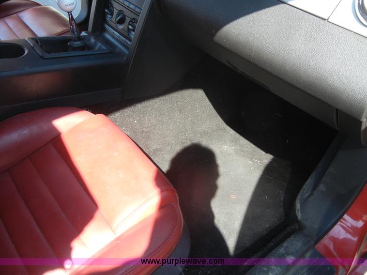 image for item A3077 2005 Ford Mustang GT