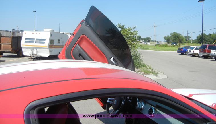 image for item A3077 2005 Ford Mustang GT