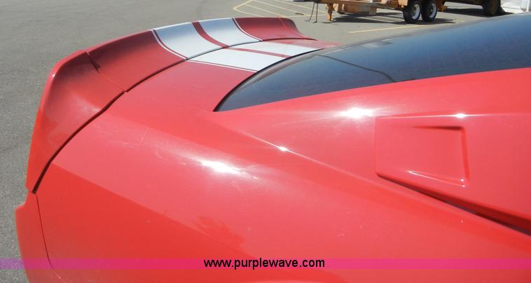 image for item A3077 2005 Ford Mustang GT