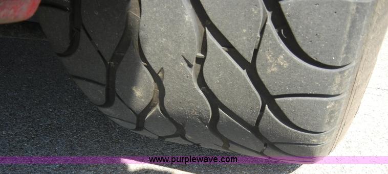 image for item A3077 2005 Ford Mustang GT