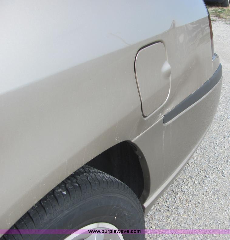 image for item A3585 2004 Chevrolet Impala