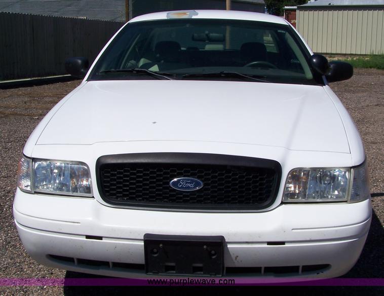 image for item A4535 2006 Ford Crown Victoria Police Interceptor