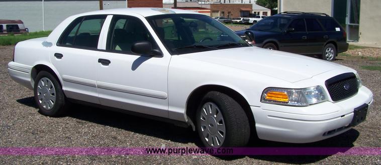 image for item A4535 2006 Ford Crown Victoria Police Interceptor