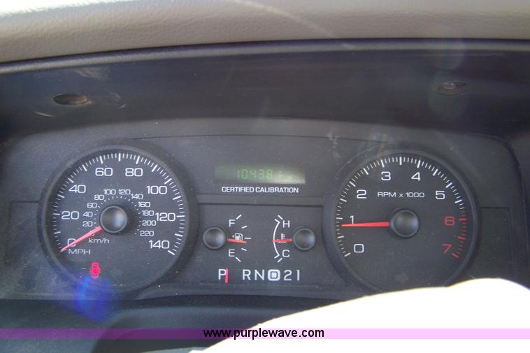 image for item A4535 2006 Ford Crown Victoria Police Interceptor