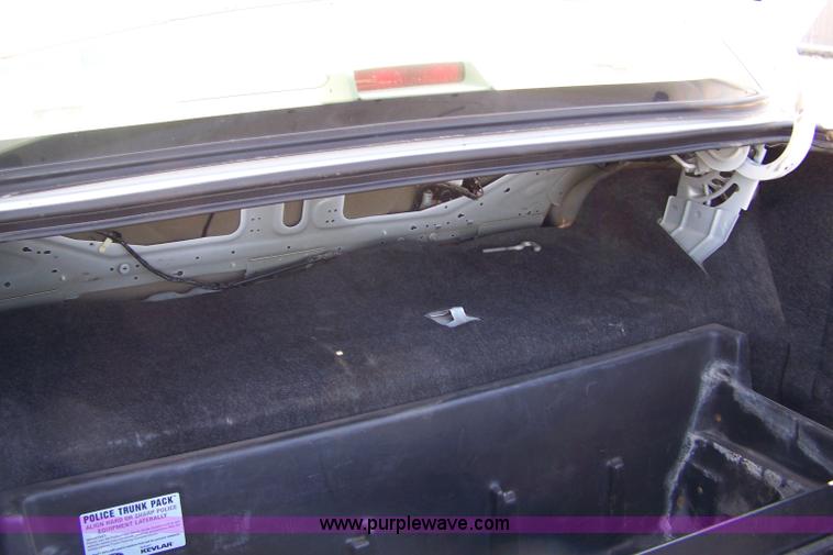 image for item A4535 2006 Ford Crown Victoria Police Interceptor