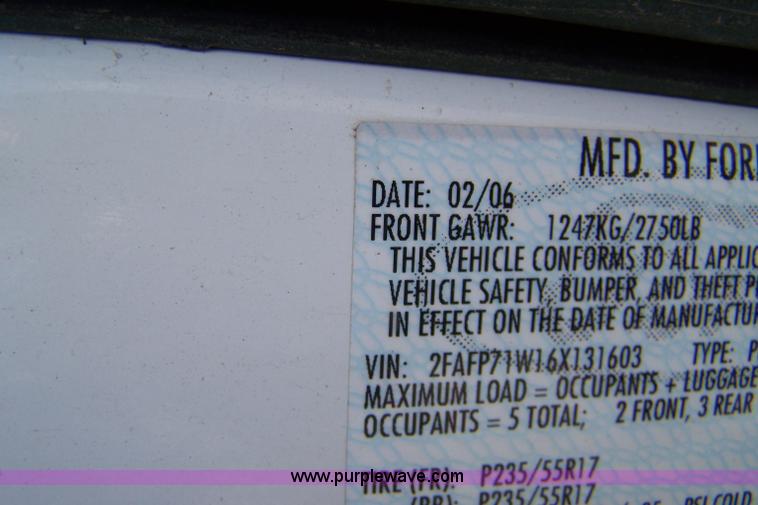 image for item A4535 2006 Ford Crown Victoria Police Interceptor