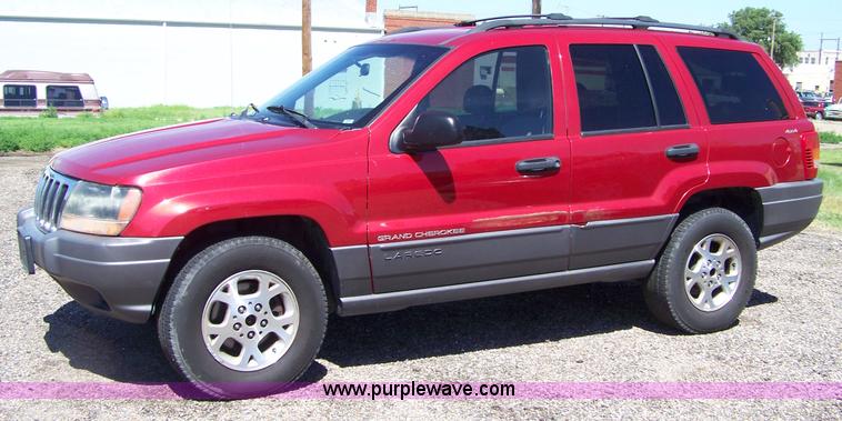 image for item A4537 2001 Jeep Grand Cherokee Laredo SUV
