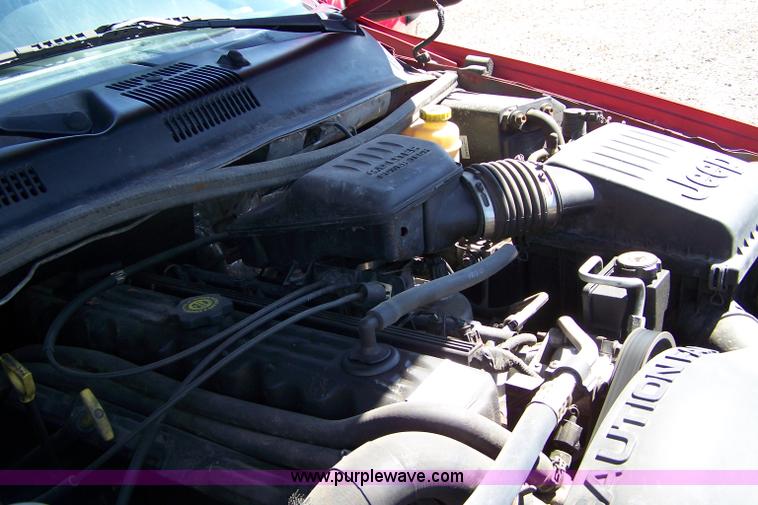 image for item A4537 2001 Jeep Grand Cherokee Laredo SUV