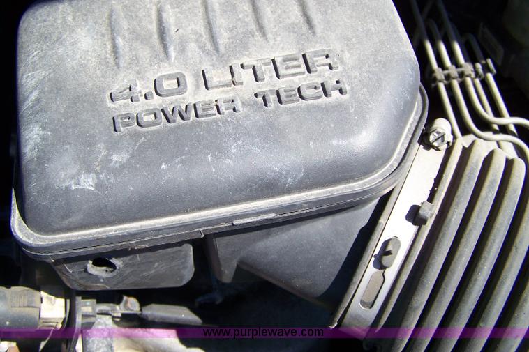 image for item A4537 2001 Jeep Grand Cherokee Laredo SUV