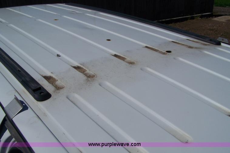 image for item A4540 2004 Ford Expedition XLT SUV