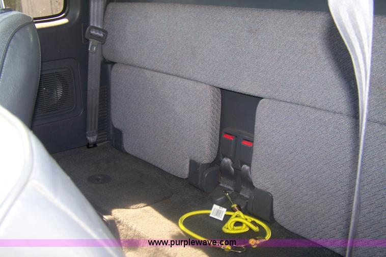 image for item A4543 1997 Toyota Tacoma LX extended cab pickup truck