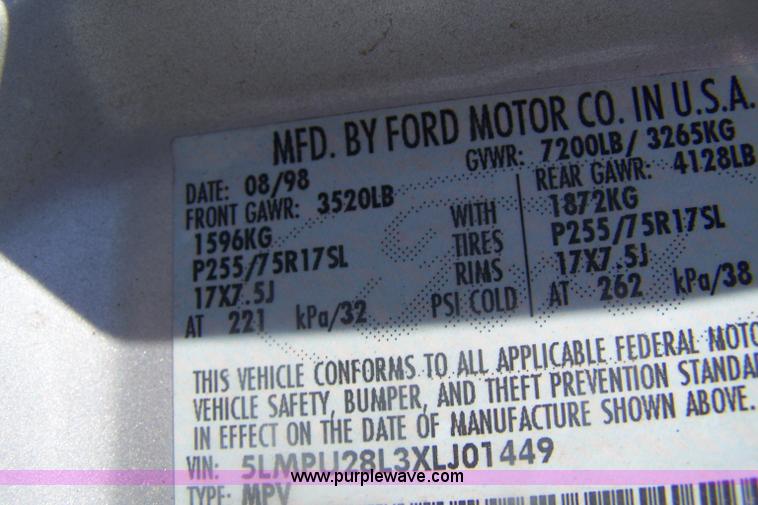 image for item A4544 1999 Lincoln Navigator SUV